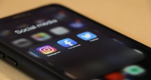 The 12 Biggest Social Media Marketing Trends Reshaping Digital Strategy in 2024 — Photo by dole777 on Unsplash